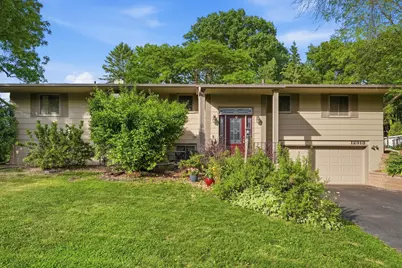12913 Eagle Ridge Drive, Burnsville, MN 55337 - Photo 2