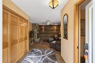 9551 Riverview Road, Eden Prairie, MN 55347 - Photo 12