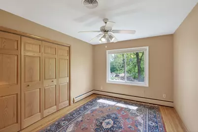 9551 Riverview Road, Eden Prairie, MN 55347 - Photo 22