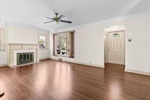 1765 Pascal St, Falcon Heights, MN 55113 - Photo 4