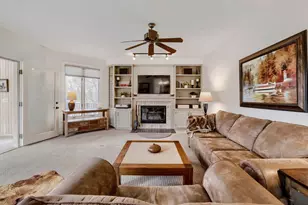 1085 Oak Cir, Medina, MN 55391 - Photo 14