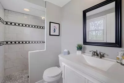 1085 Oak Circle, Wayzata, MN 55391 - Photo 22