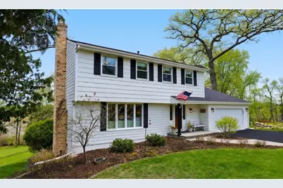 1085 Oak Circle, Wayzata, MN 55391 - Photo 1