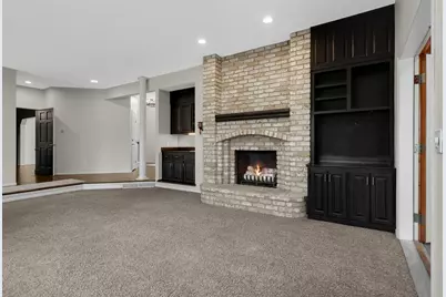 6135 Berkshire Lane N, Plymouth, MN 55446 - Photo 12