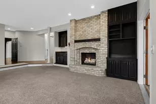 6135 Berkshire Ln N, Plymouth, MN 55446 - Photo 12