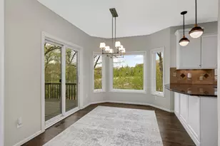 6135 Berkshire Ln N, Plymouth, MN 55446 - Photo 16