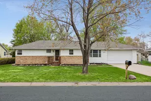 9858 93rd Pl N, Maple Grove, MN 55369 - Photo 2