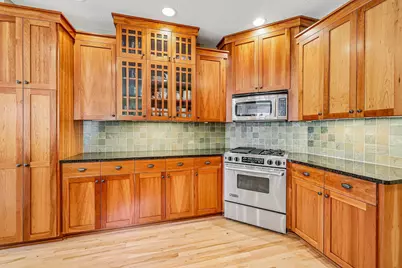 15704 Cobblestone Lake Parkway, Apple Valley, MN 55124 - Photo 14