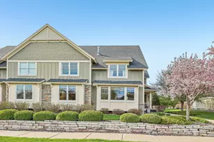 15704 Cobblestone Lake Pkwy, Apple Valley, MN 55124 - Photo 2