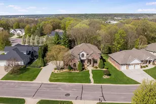 204 Woodhill Ct, Mankato, MN 56001 - Photo 52