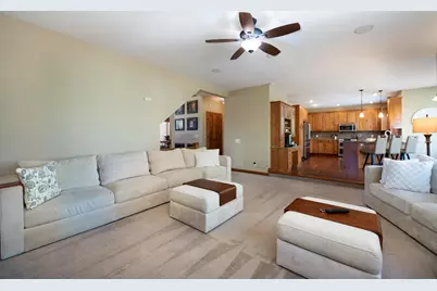 204 Woodhill Court, Mankato, MN 56001 - Photo 6