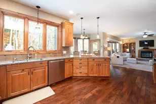 204 Woodhill Ct, Mankato, MN 56001 - Photo 10