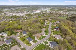 204 Woodhill Ct, Mankato, MN 56001 - Photo 56