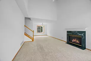 9804 Hamlet Ln S, Cottage Grove, MN 55016 - Photo 4