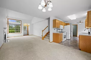 9804 Hamlet Ln S, Cottage Grove, MN 55016 - Photo 12