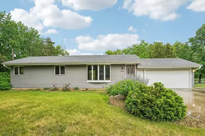5489 270th Street, Wyoming, MN 55092 - Photo 1