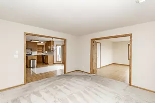 3608 21st St S, Fargo, ND 58104 - Photo 8