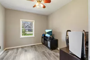 610 SE 15th St, Brainerd, MN 56401 - Photo 6