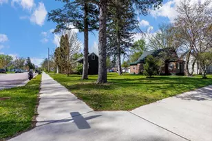 610 SE 15th St, Brainerd, MN 56401 - Photo 22