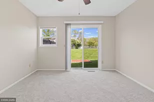 1421 Granada Tr N, Oakdale, MN 55128 - Photo 18