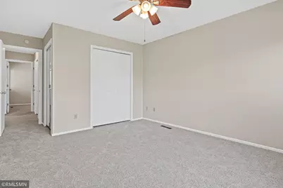 1421 Granada Trail N, Oakdale, MN 55128 - Photo 24