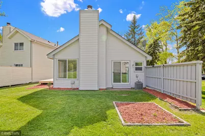 1421 Granada Trail N, Oakdale, MN 55128 - Photo 30