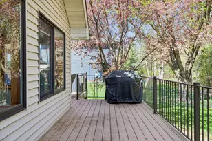 321 Dunbar Way, Mahtomedi, MN 55115 - Photo 46