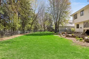 321 Dunbar Way, Mahtomedi, MN 55115 - Photo 50
