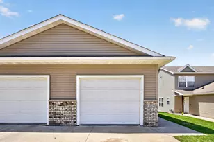 2067 26th Ave NW, Rochester, MN 55901 - Photo 2