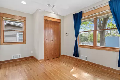 1646 Middleton Avenue, Saint Paul, MN 55116 - Photo 10