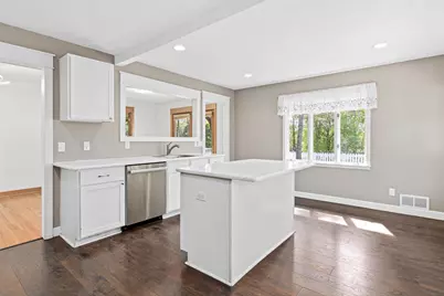 1646 Middleton Avenue, Saint Paul, MN 55116 - Photo 14