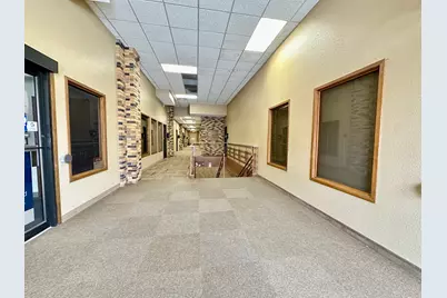 125 W Lincoln Avenue #Suite 16, Fergus Falls, MN 56537 - Photo 2