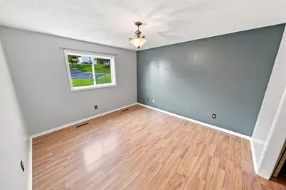 3031 25th St NW, Rochester, MN 55901 - Photo 16