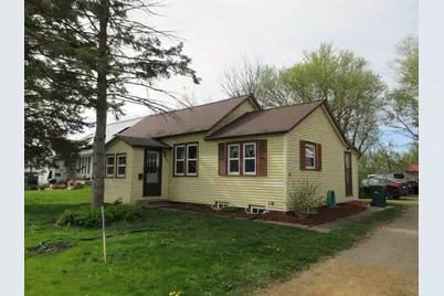 507 Fir Avenue NW, Montgomery, MN 56069 - Photo 1