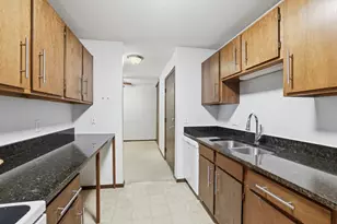 175 County Rd B2 E, Little Canada, MN 55117 - Photo 2