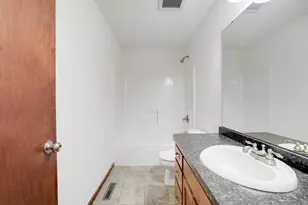 7018 15th St N, Oakdale, MN 55128 - Photo 28