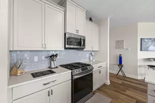 4338 Monarch Dr, Woodbury, MN 55129 - Photo 10