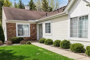 10861 Lexington Dr, Eden Prairie, MN 55344 - Photo 2