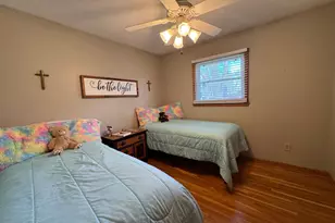 906 Willow Ave, Marshall, MN 56258 - Photo 10