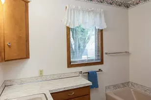 807 N Renville St, Winthrop, MN 55396 - Photo 20