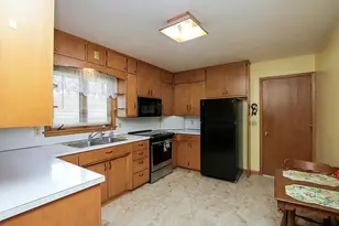 807 N Renville St, Winthrop, MN 55396 - Photo 14