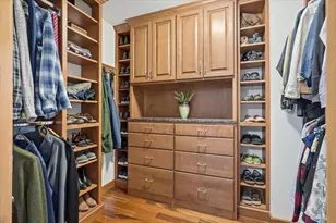 987 Parkview Ln, Hudson, WI 54016 - Photo 4
