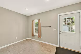 659 W 4th St, Winona, MN 55987 - Photo 16