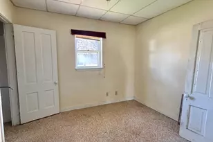 101 S 5th St, Le Sueur, MN 56058 - Photo 6