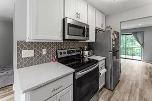 13417 Heather Hills Dr, Burnsville, MN 55337 - Photo 6