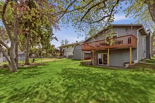 311 24th St NE, Rochester, MN 55906 - Photo 2