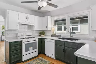 991 Minnehaha Avenue W, Saint Paul, MN 55104 - Photo 14