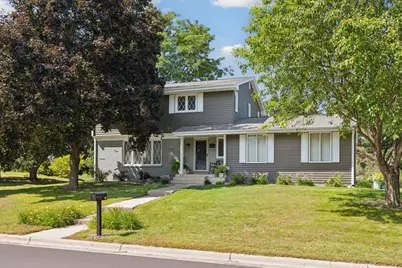 10 Western Terrace, Golden Valley, MN 55426 - Photo 4