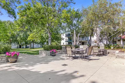 2720 Dale Street N #C207, Roseville, MN 55113 - Photo 2
