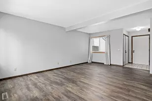 7211 Perry Ct E, Brooklyn Center, MN 55429 - Photo 6